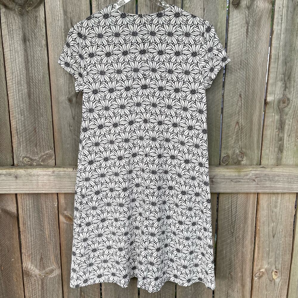 J. Mclaughlin Floral Daisy Print Dress Knee Length